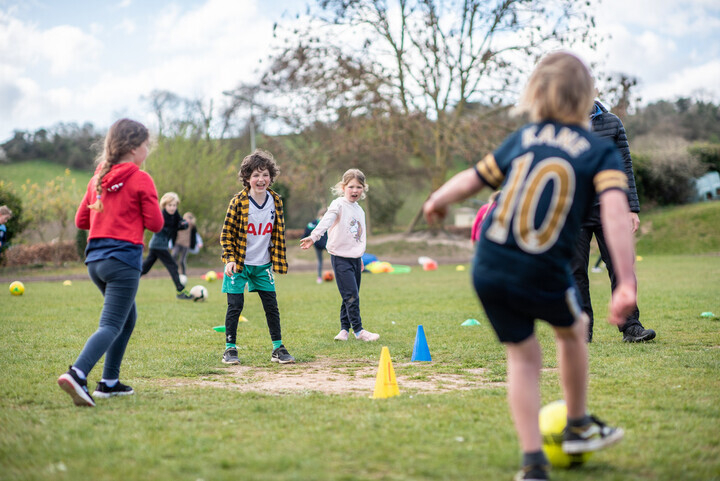Easter Football Frenzy Course @ Uplyme Village Hall &amp; Playing Fields (10/04/2026 9:00 - 15:00)